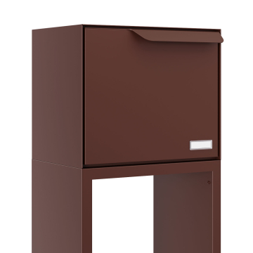 Rotterdam Freestanding Mailbox with Parcel Compartment in Brown